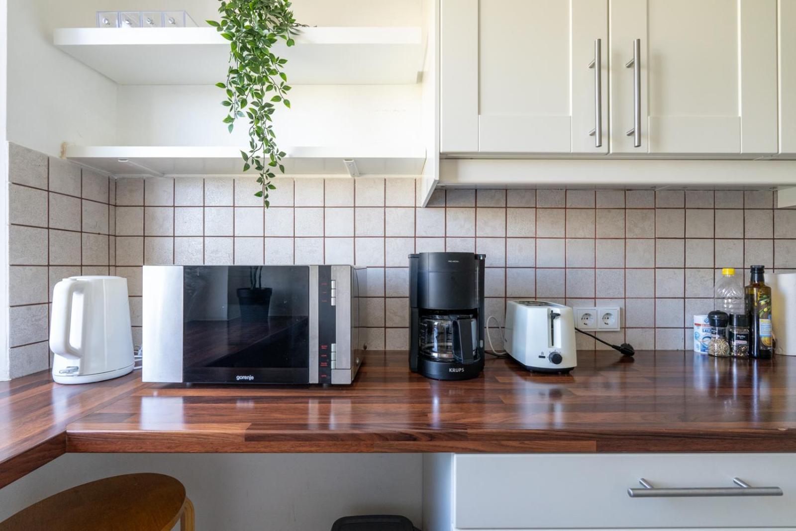 Two Bedrooms - 85 Squaremeters - 4 Min To U6 Dresdner Str Wenen Buitenkant foto