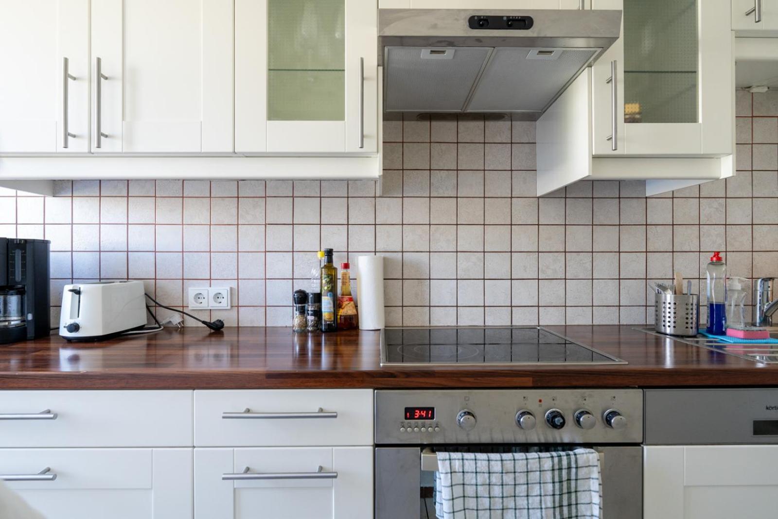 Two Bedrooms - 85 Squaremeters - 4 Min To U6 Dresdner Str Wenen Buitenkant foto