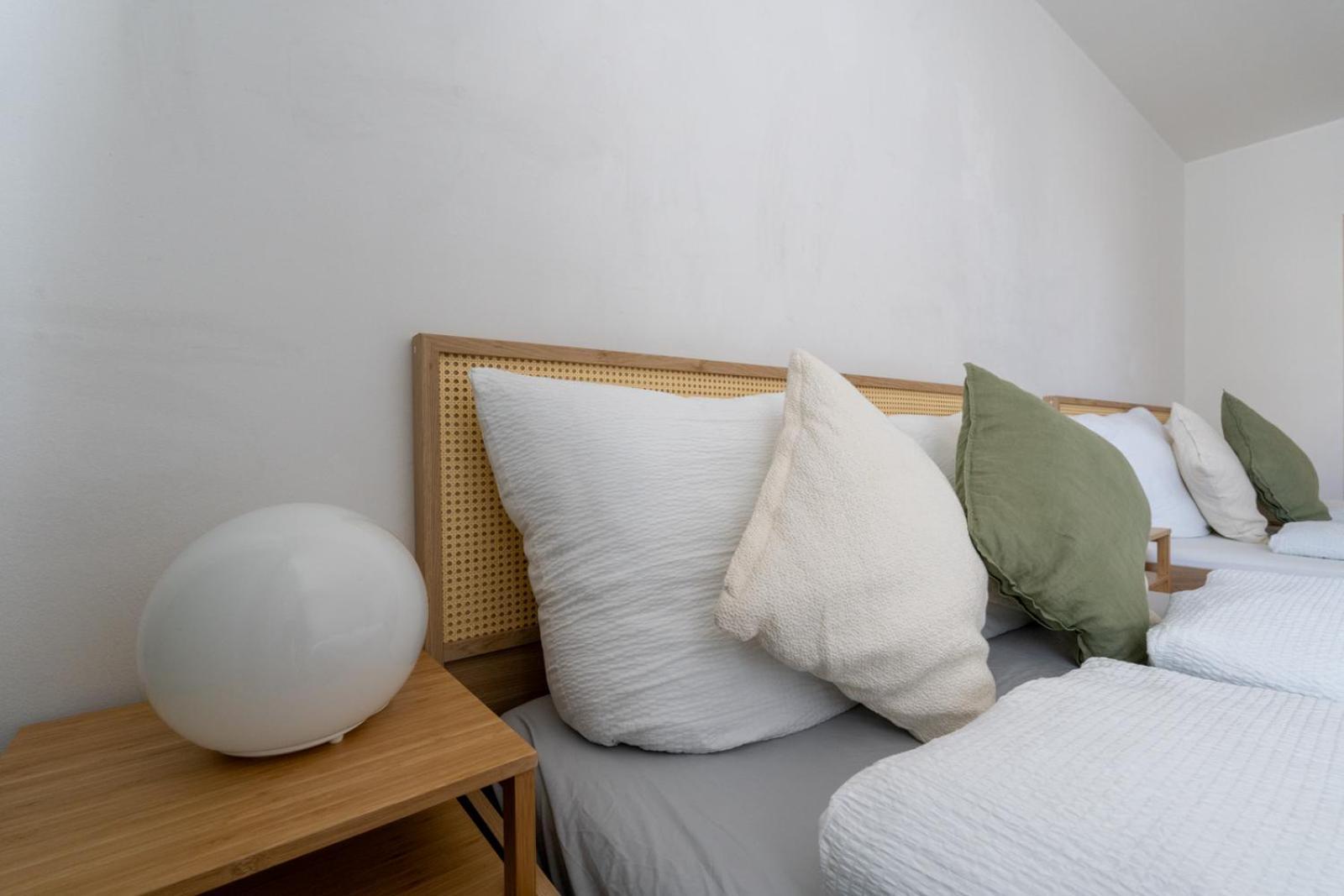 Two Bedrooms - 85 Squaremeters - 4 Min To U6 Dresdner Str Wenen Buitenkant foto
